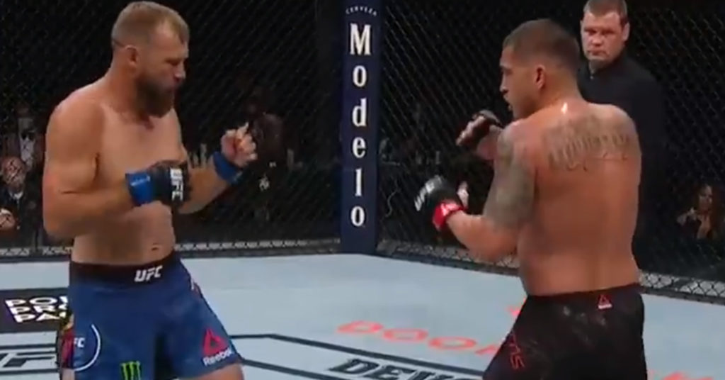 UFC 249 Results: Anthony Pettis Picks Unanimous Decision Over Donald Cerrone (Highlights)
