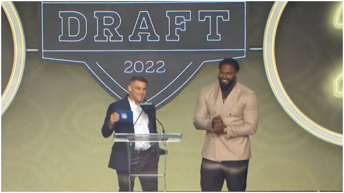 2022 NFL Draft video: Dustin Poirier announces New Orleans Saints pick