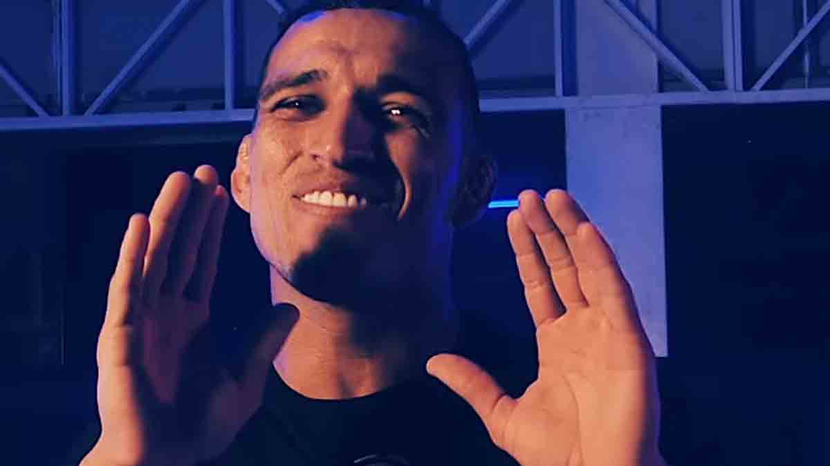 Charles Oliveira Announces OnlyFans Page: 'Calm Down, It’s Not This
