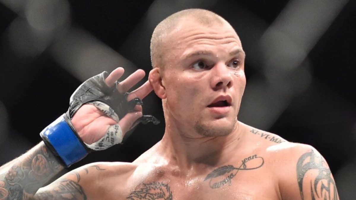 Anthony Smith Addresses Glaring Hole In His Game, Retirement Rumors And ...