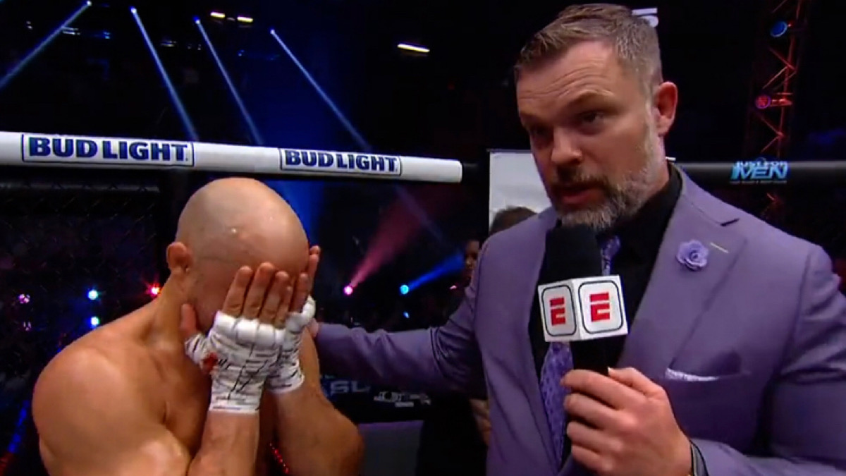 Moraes Retires