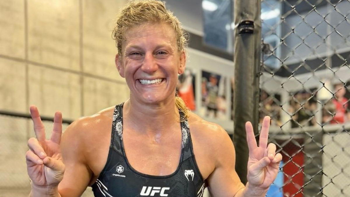 Kayla Harrison's Bantamweight Debut Stuns Chael Sonnen: 'She's Carved ...