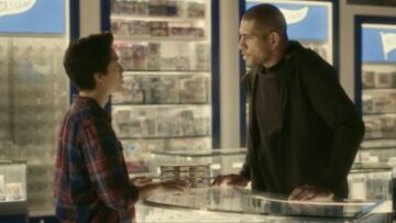 Alex Pereira In Topps Commercial