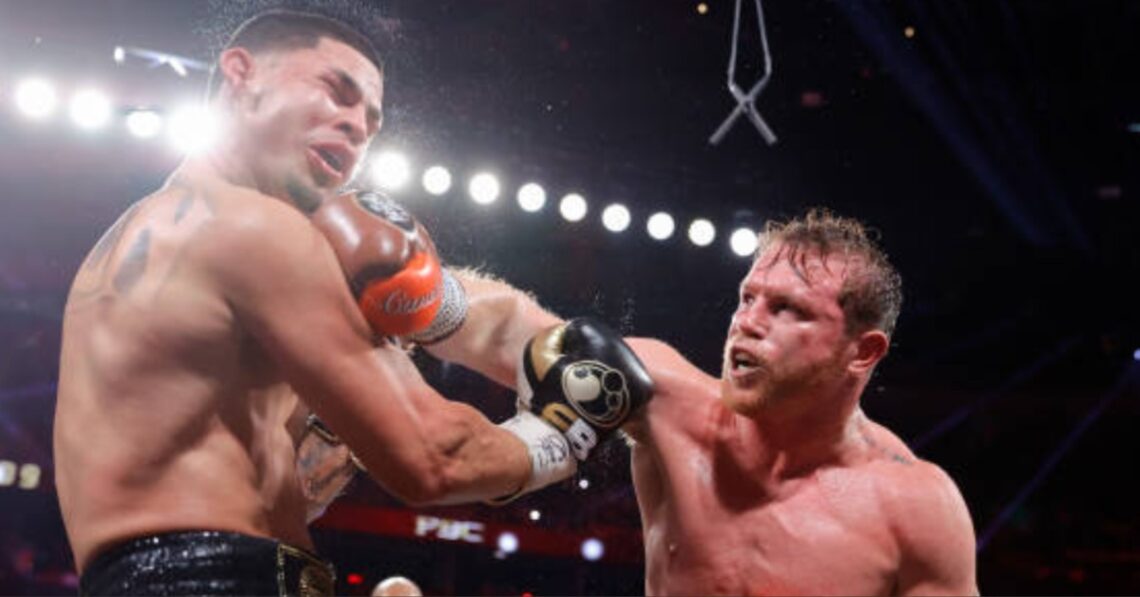 🥊 Alvarez ran away with the fight…