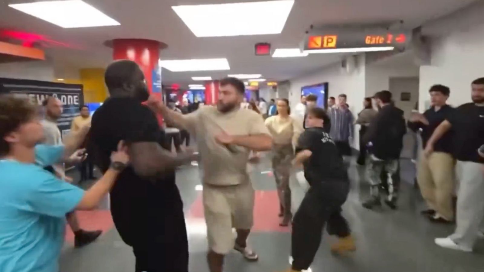 Video: Andrei Arlovski Involved in Brief Altercation With Jack Doherty’s Entourage During Jake Paul vs Anthony Joshua Event