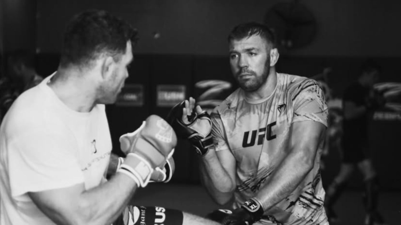 Dricus du Plessis Hopes To Rematch Khamzat Chimaev At UFC 327 In Miami