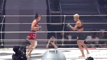 RENA faces Natasha Kuziutina during their Super RIZIN 5 fight