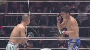 Yutaka Saito faces YA-MAN during their Super RIZIN 5 fight