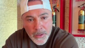 Oscar De La Hoya speaks in his October 15 Clap Back video
